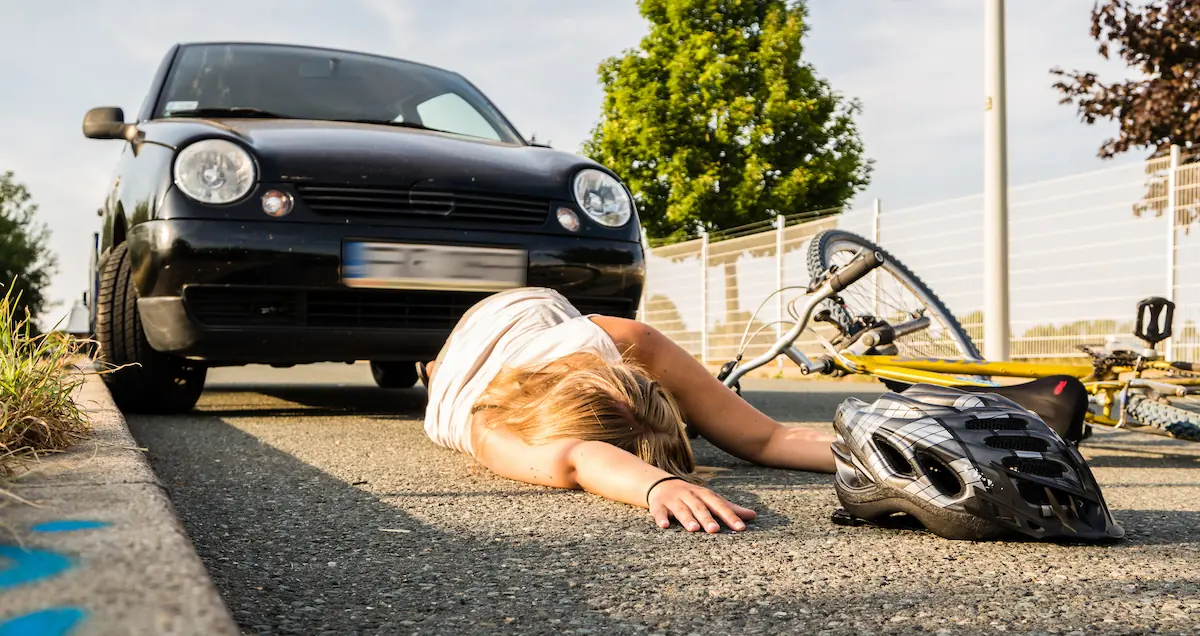 female bicyclist car accident