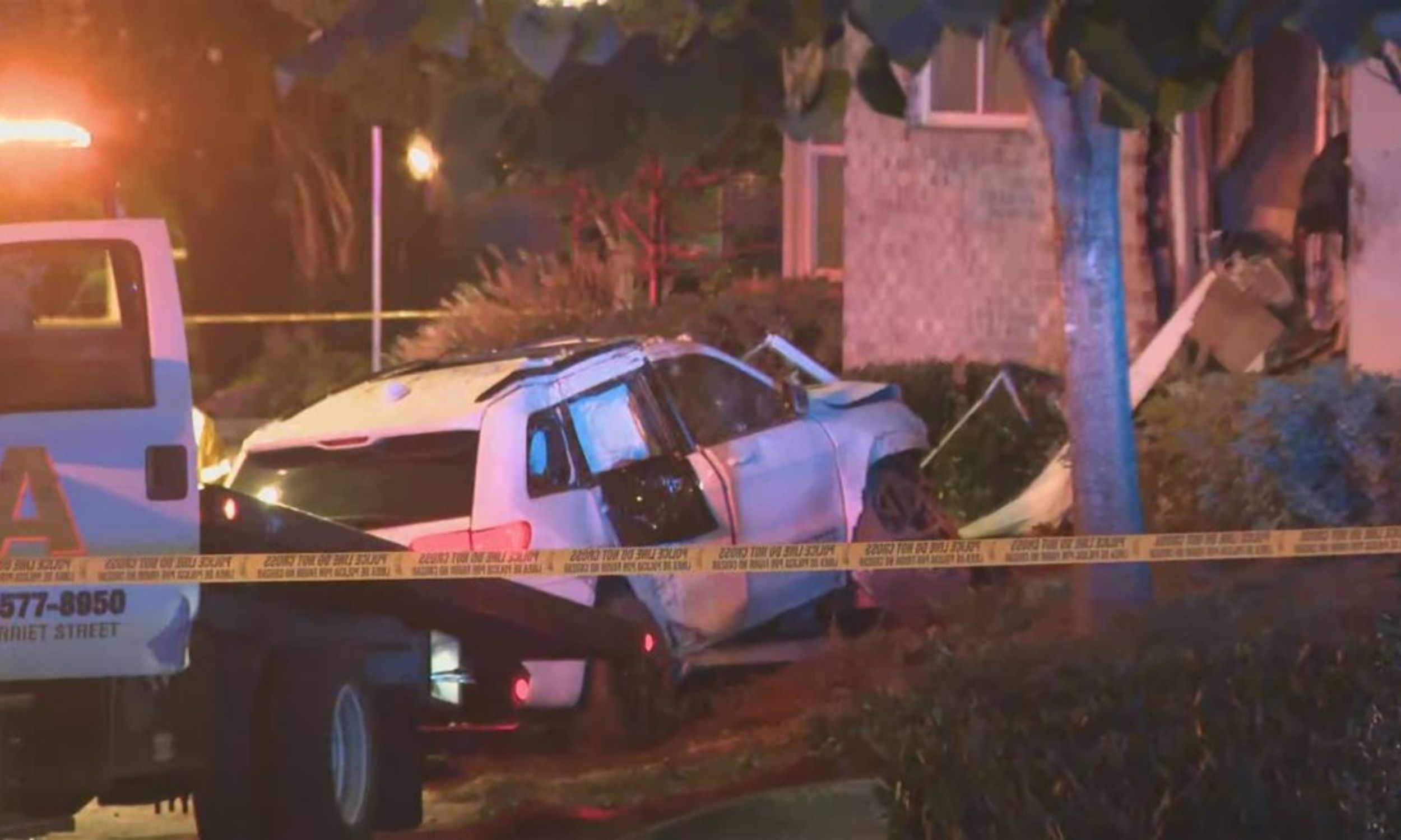 Car Crashes Into a Building, Causing Major Injuries