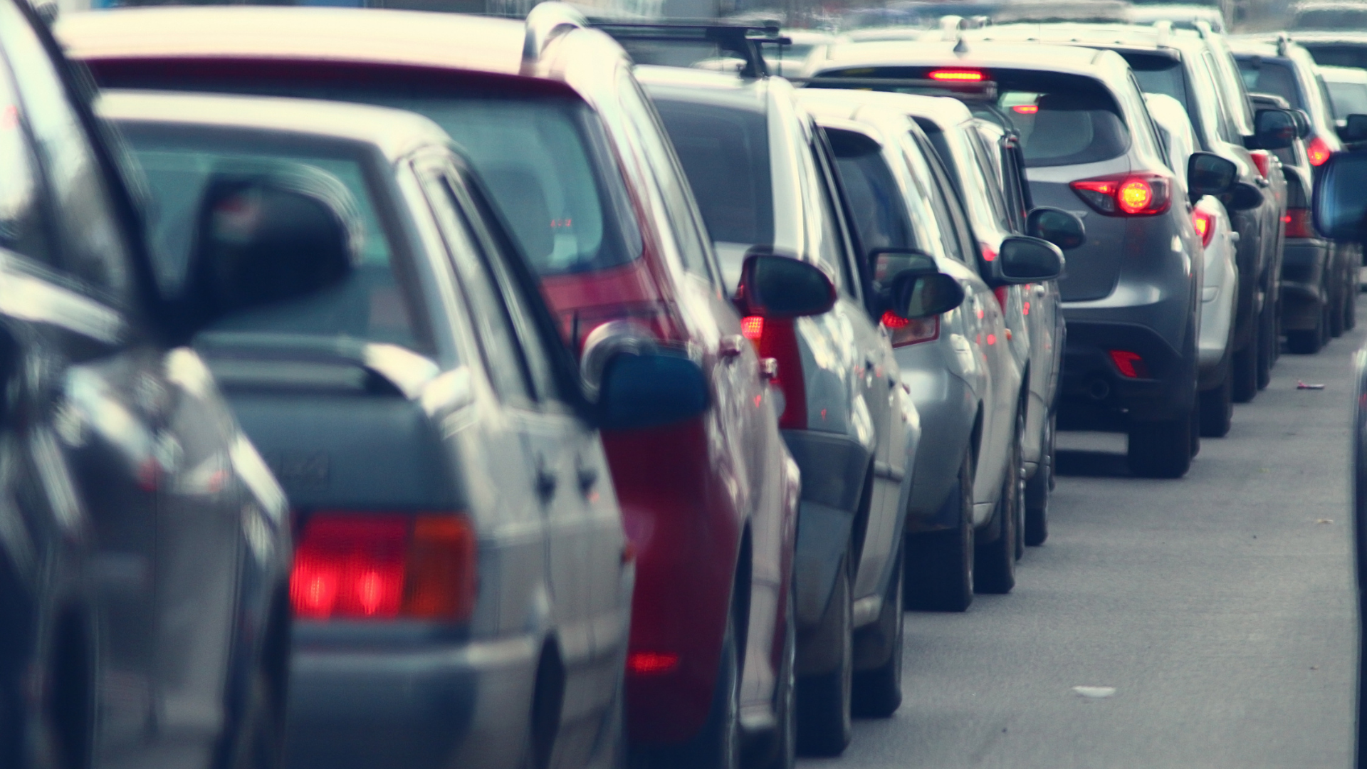 Major Downtown Atlanta Pileup Accident Shuts Down Part of I-75
