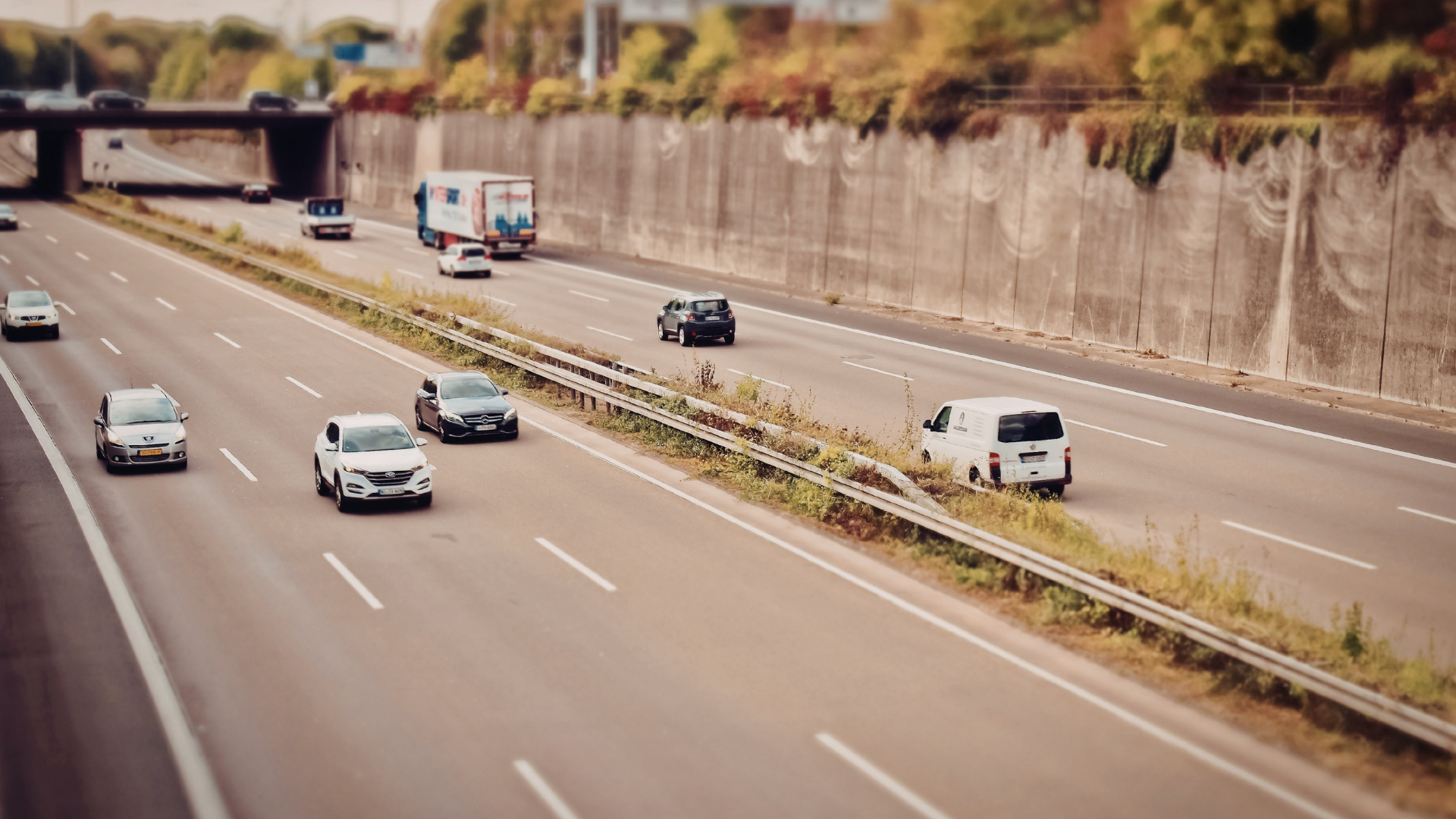 Two Pedestrians Killed in Separate Metro Atlanta Highway Crashes on Same Morning