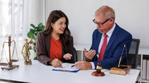How a Newton County Truck Accident Attorney Investigates Commercial Vehicle Crashes